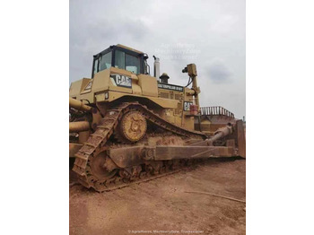 Bulldozer CATERPILLAR