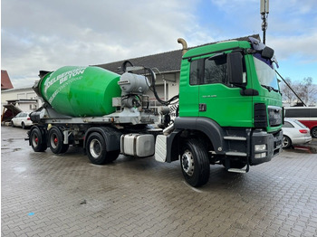 Camion malaxeur LIEBHERR