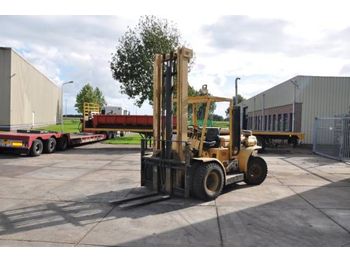 HYSTER 130
 - Chariot élévateur diesel