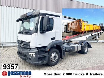 Camion benne MERCEDES-BENZ Actros 1840