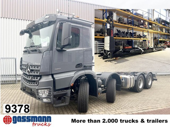 Camion ampliroll MERCEDES-BENZ Arocs 3251