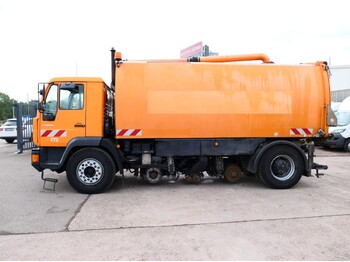 Camion hydrocureur MAN 18.285