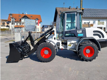 Chargeuse sur pneus BOBCAT