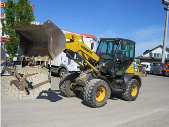 Chargeuse sur pneus KOMATSU WA80