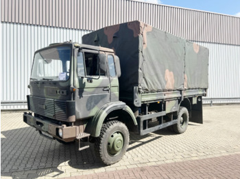 Camion à rideaux coulissants