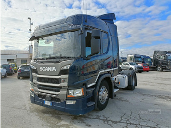 Tracteur routier SCANIA P 450