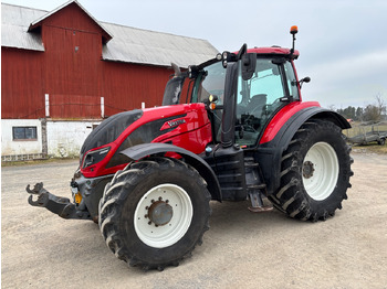 Tracteur agricole VALTRA T174