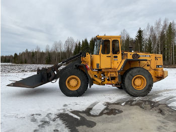 Chargeuse sur pneus VOLVO L90