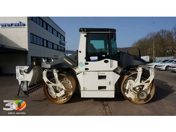 Rouleau compresseur BOMAG