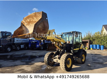 Chargeuse sur pneus KOMATSU WA70