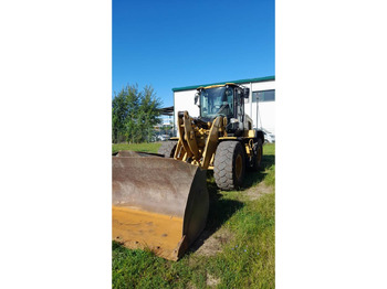 Chargeuse sur pneus CATERPILLAR 938M