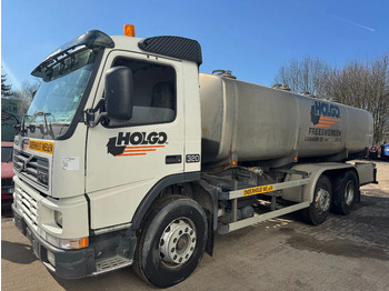 Camion citerne VOLVO FM10