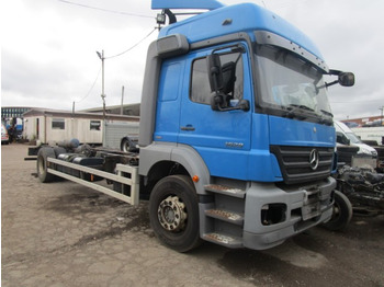 Camion MERCEDES-BENZ