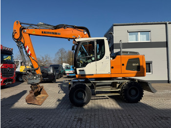 Pelle sur pneus LIEBHERR A 914