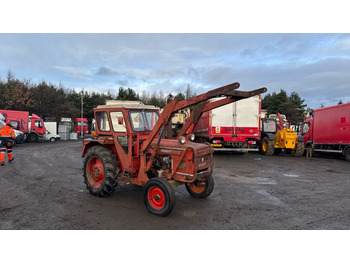 Tracteur agricole ZETOR