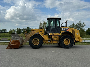 Chargeuse sur pneus CATERPILLAR 962H