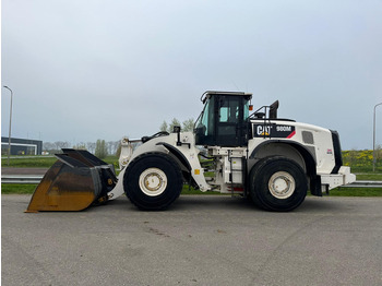 Chargeuse sur pneus CATERPILLAR 980M