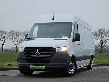 Fourgonnette MERCEDES-BENZ Sprinter