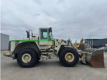 Chargeuse sur pneus VOLVO L150E