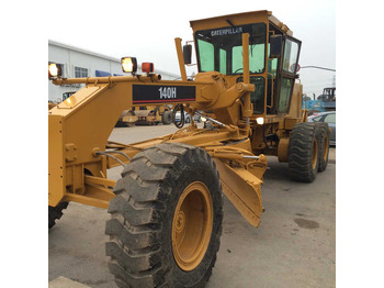 Niveleuse CATERPILLAR 140H