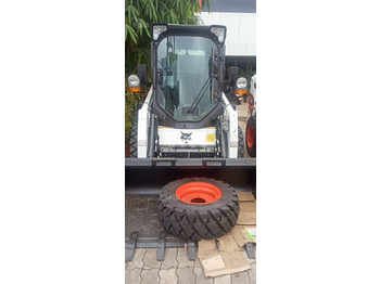 Mini chargeuse BOBCAT S450