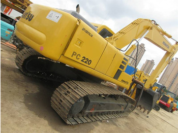 Pelle sur chenille KOMATSU PC220-6