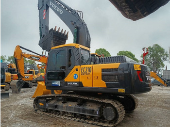 Pelle sur chenille VOLVO EC210