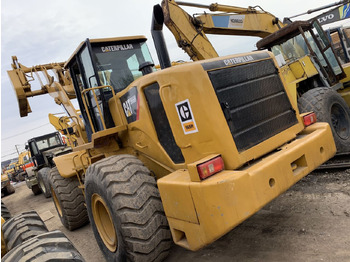 Chargeuse sur pneus CATERPILLAR 966H