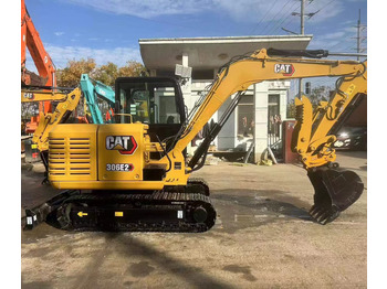 Mini pelle CATERPILLAR 306E2