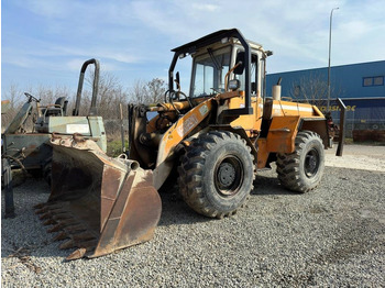 Chargeuse sur pneus LIEBHERR