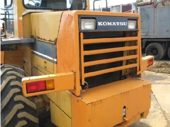 Chargeuse sur pneus KOMATSU WA100