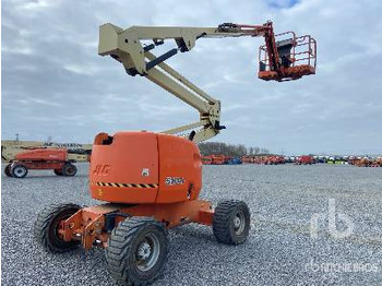 Nacelle articulée JLG