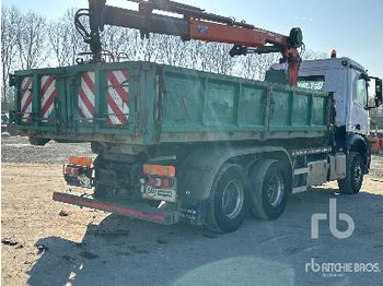 Camion plateau, Camion grue MERCEDES-BENZ AROCS 2843 6x4 COE w/ 2013 Atlas 172.E3 crane: photos 3