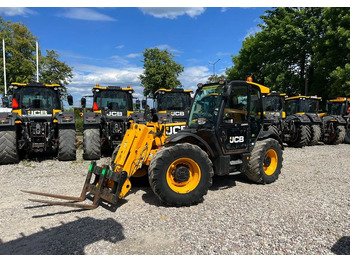 Chariot télescopique JCB