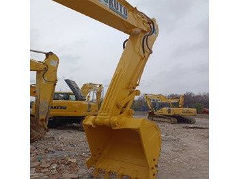 Pelle sur chenille KOMATSU PC200