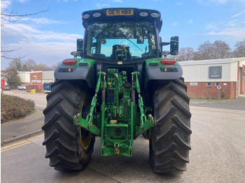 Tracteur agricole John Deere 6215R: photos 4