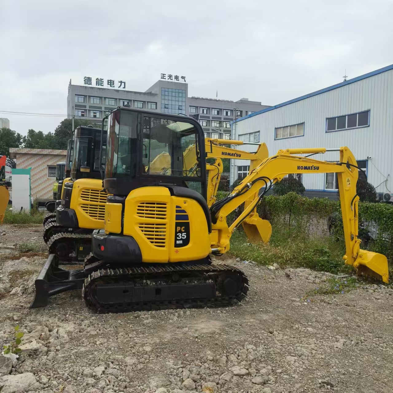 Mini pelle KOMATSU PC35