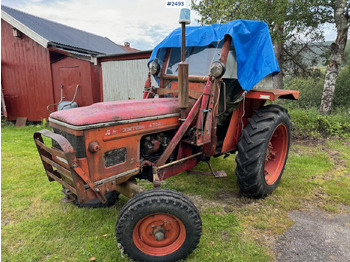 Tracteur agricole ZETOR