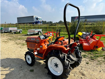 Micro tracteur Kubota B1-15: photos 2