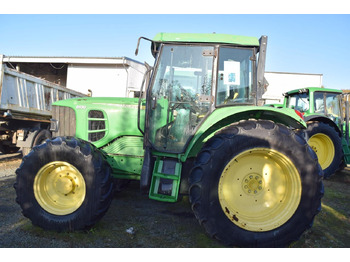 Tracteur agricole JOHN DEERE 6130