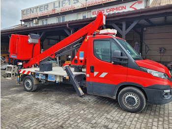 Camion avec nacelle IVECO Daily 35s12