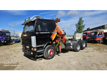 Tracteur routier SCANIA 113