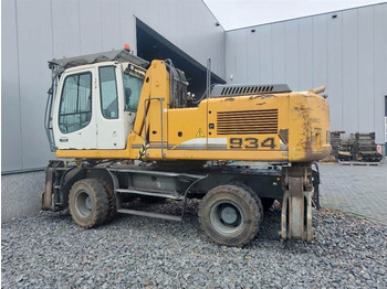 Pelle de manutention LIEBHERR A 934