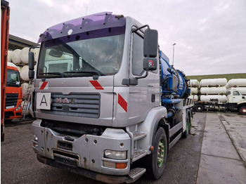 Camion hydrocureur MAN TGA 26.360