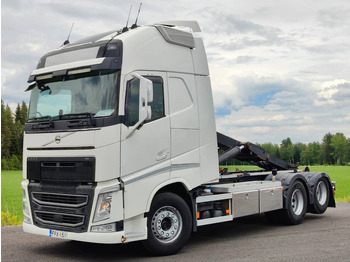 Camion ampliroll VOLVO FH 540