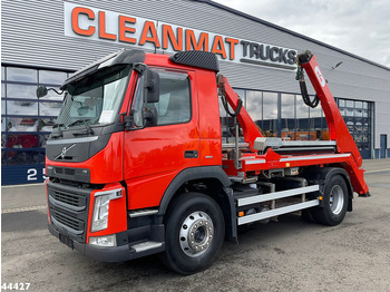 Camion multibenne VOLVO FM 330