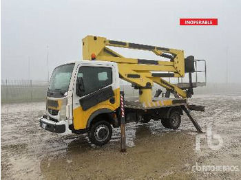 Camion avec nacelle RENAULT Maxity