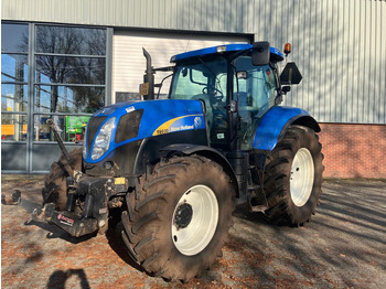 Tracteur agricole NEW HOLLAND T6000