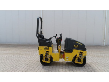 Rouleau compresseur BOMAG