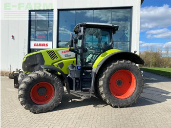 Tracteur agricole CLAAS Axion 810